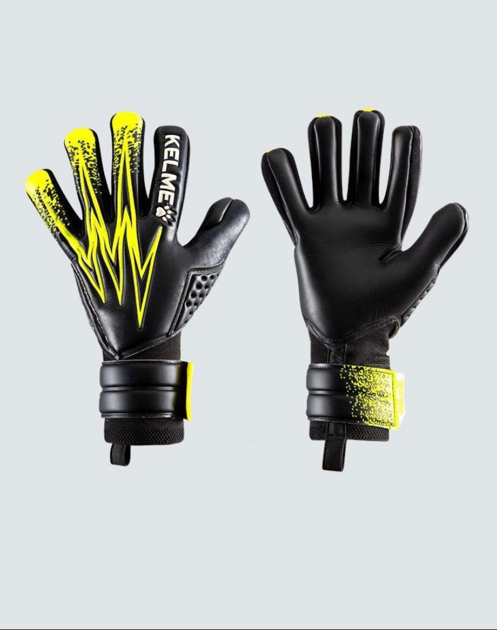 KELME Training Level Goalkeeper Gloves 9896409