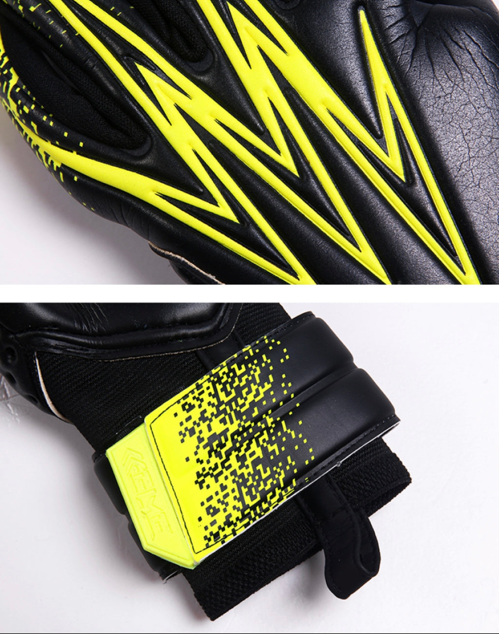 KELME Training Level Goalkeeper Gloves 9896409